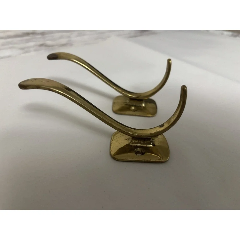Set Of 2 VTG Old Style 4